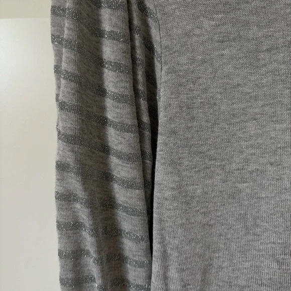 Zara Gray Long Sleeve Women's Top - Picture 2 of 4